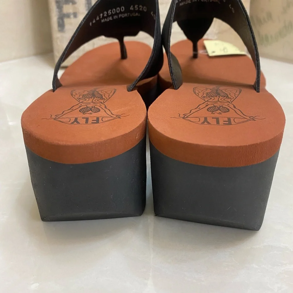Fly sandals - Picture 4 of 9